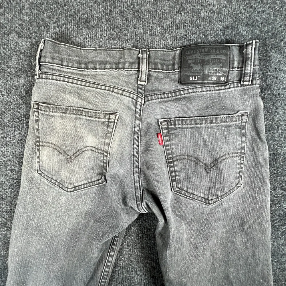 Levi's 511 Jeans Mens 28X28‎ Gray Denim Cotton Stretch Low Rise Slim Fit Travel